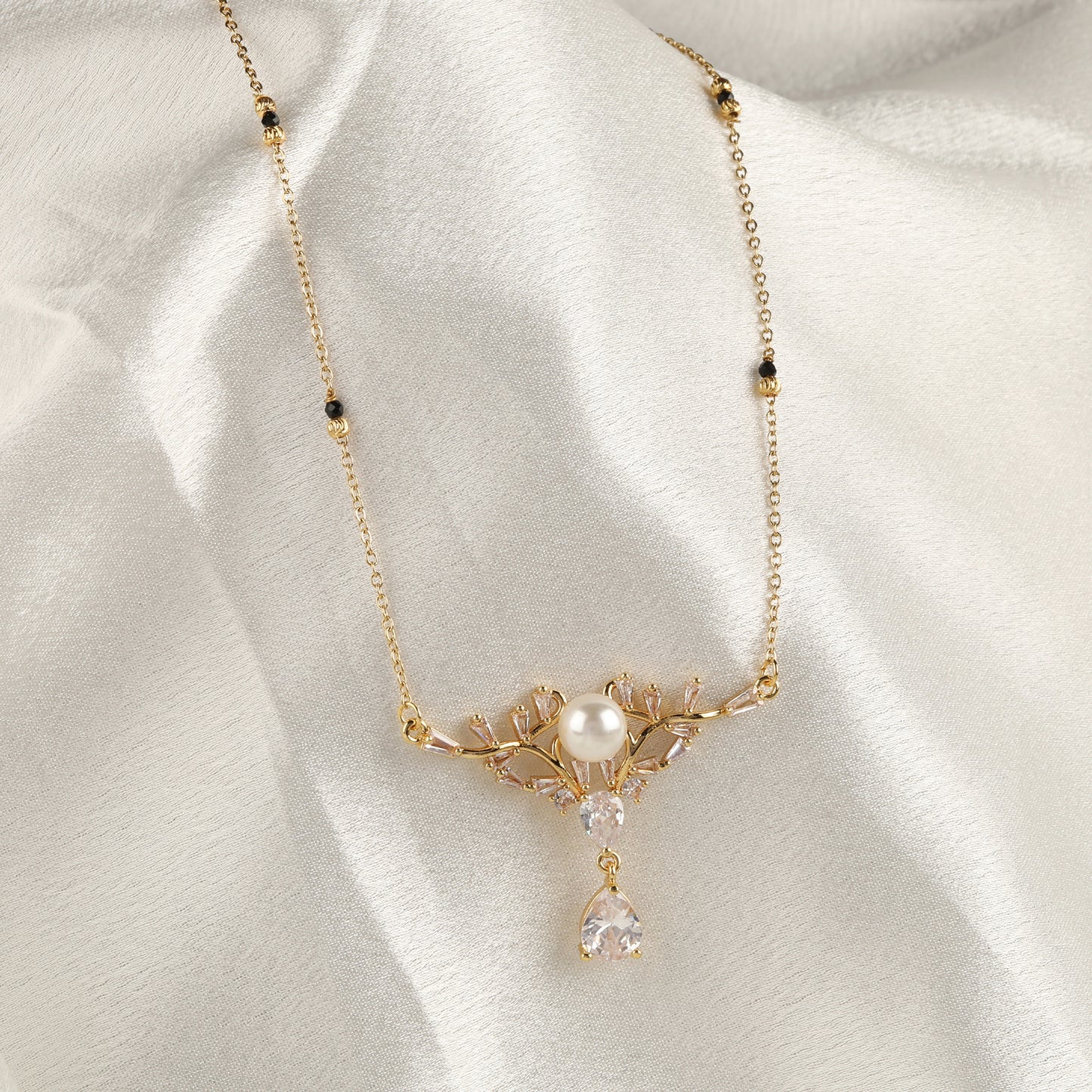 Retro Diamond Pearl Mangalsutra