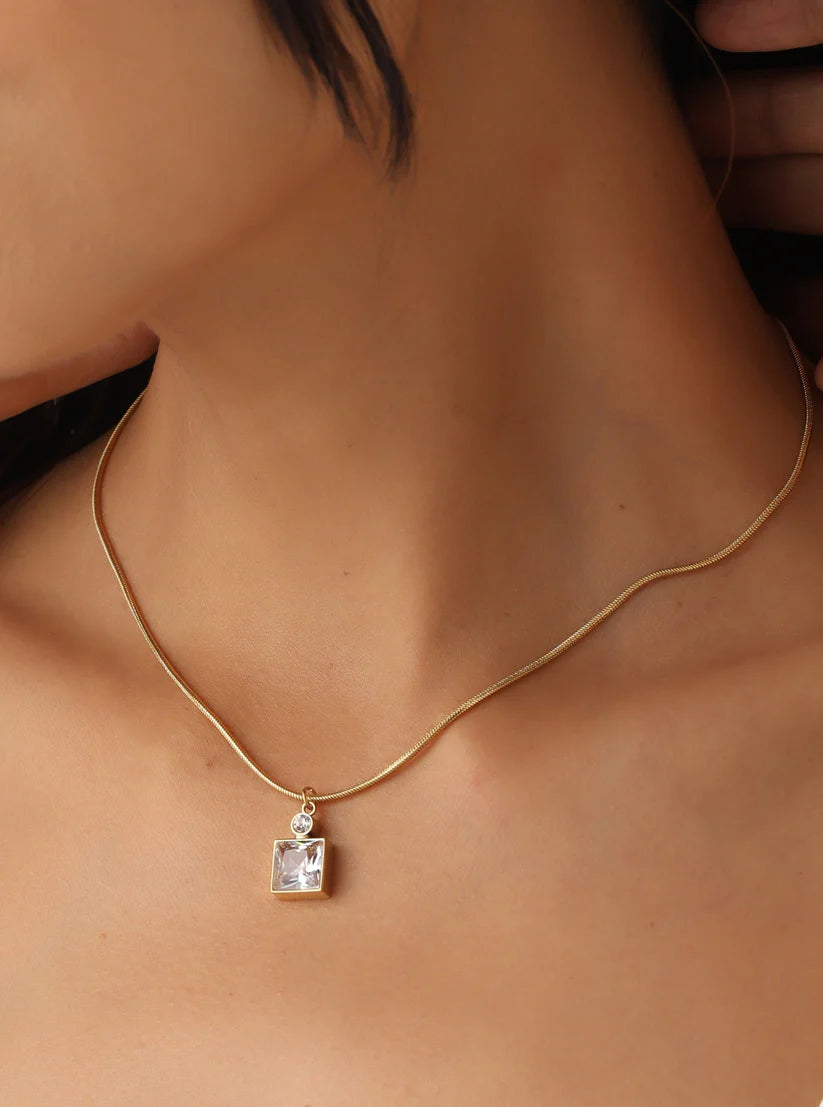 Emerald Diamond Necklace + 11:11 Diamond Necklace Combo