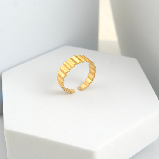 Koa Strip Adjustable Ring Gold Plated