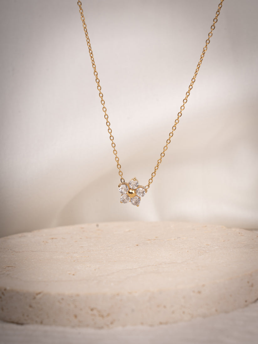 Daisy Spark Diamond Necklace