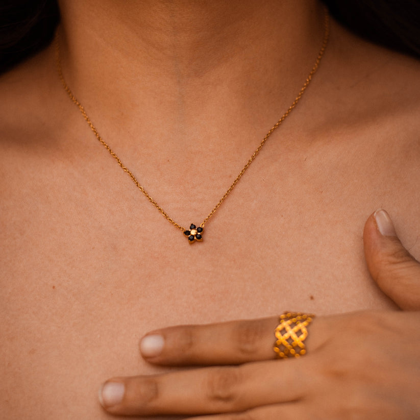 Noir Spark Diamond Necklace