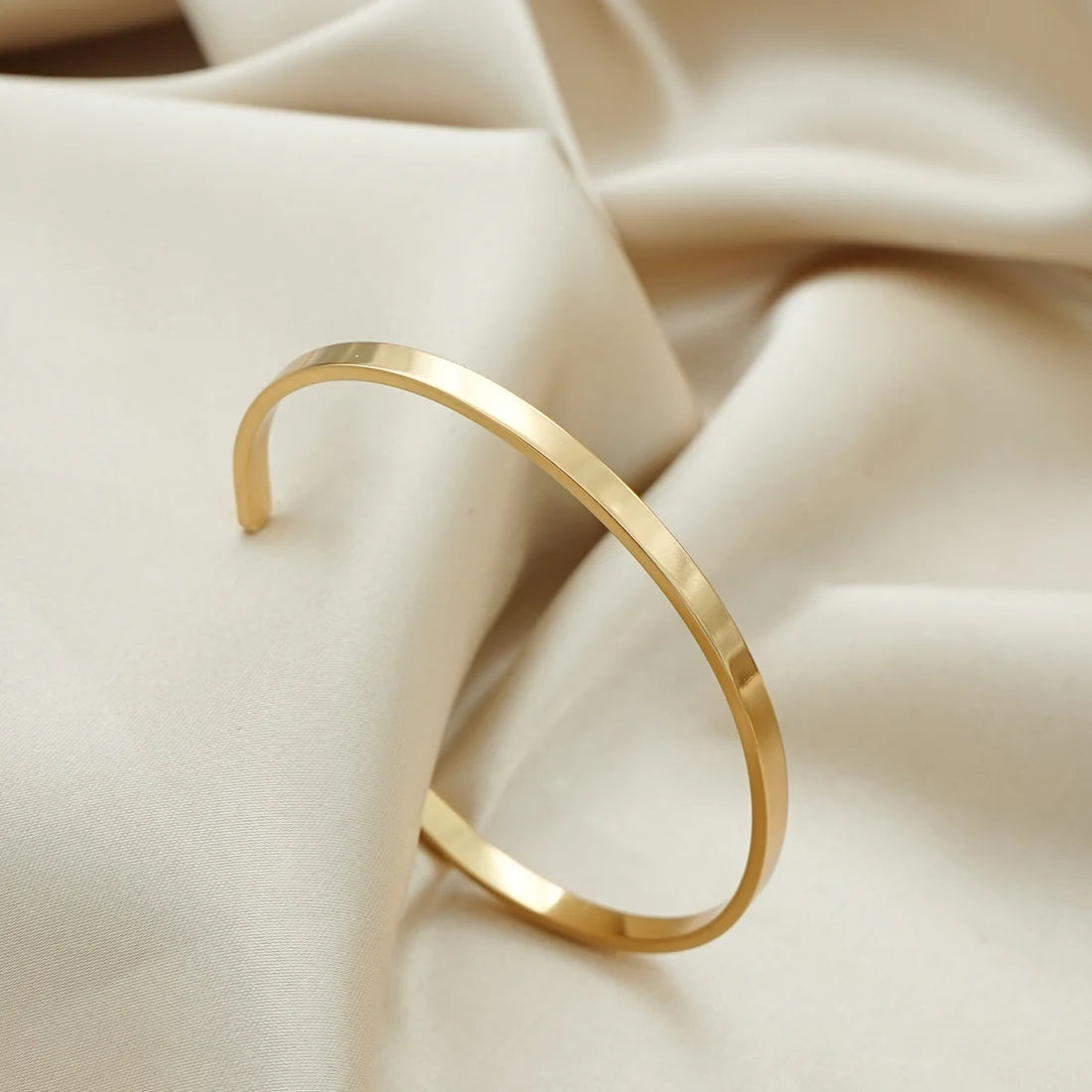 Minimalist Unisex Open Bracelet Kada Adjustable Size + Solitaire Earrings 0.5mm Gold Plated + Diamond Necklace NLCP105G Gold Plated