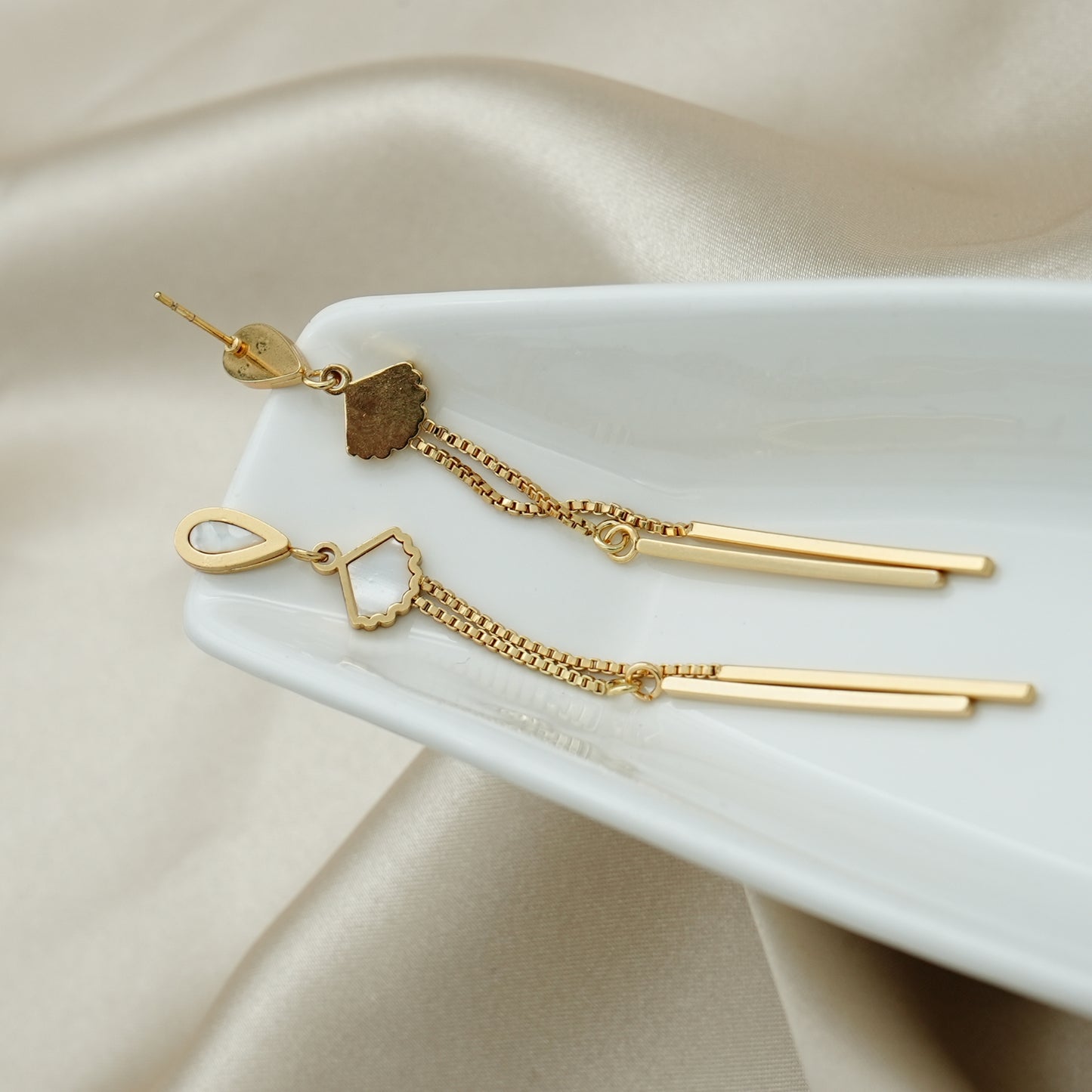 Shell Gleam Earrings