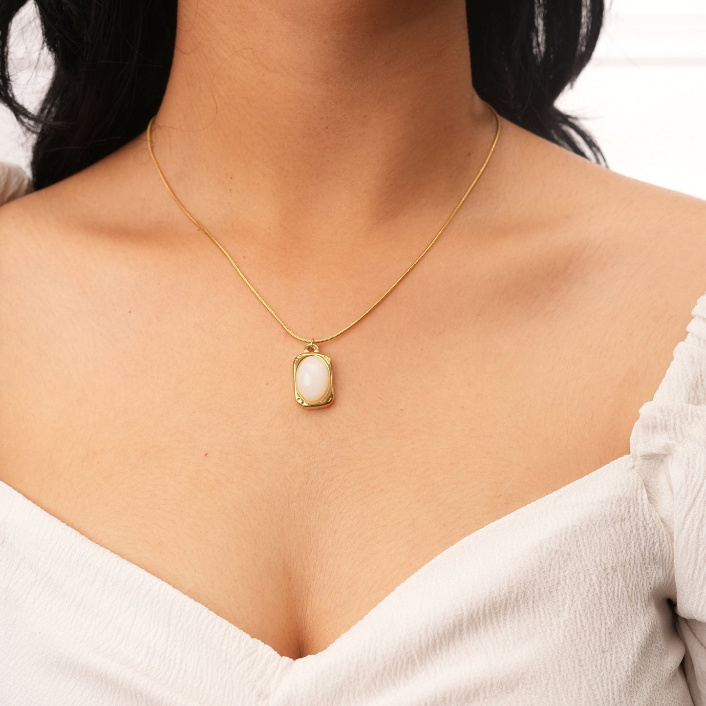 Golden Fairytale Pendant With White Stone Necklace