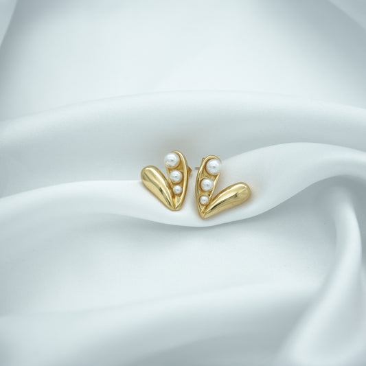 Classic Gold Pearl Earrings