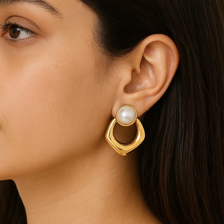 Celeste Pearl Earrings