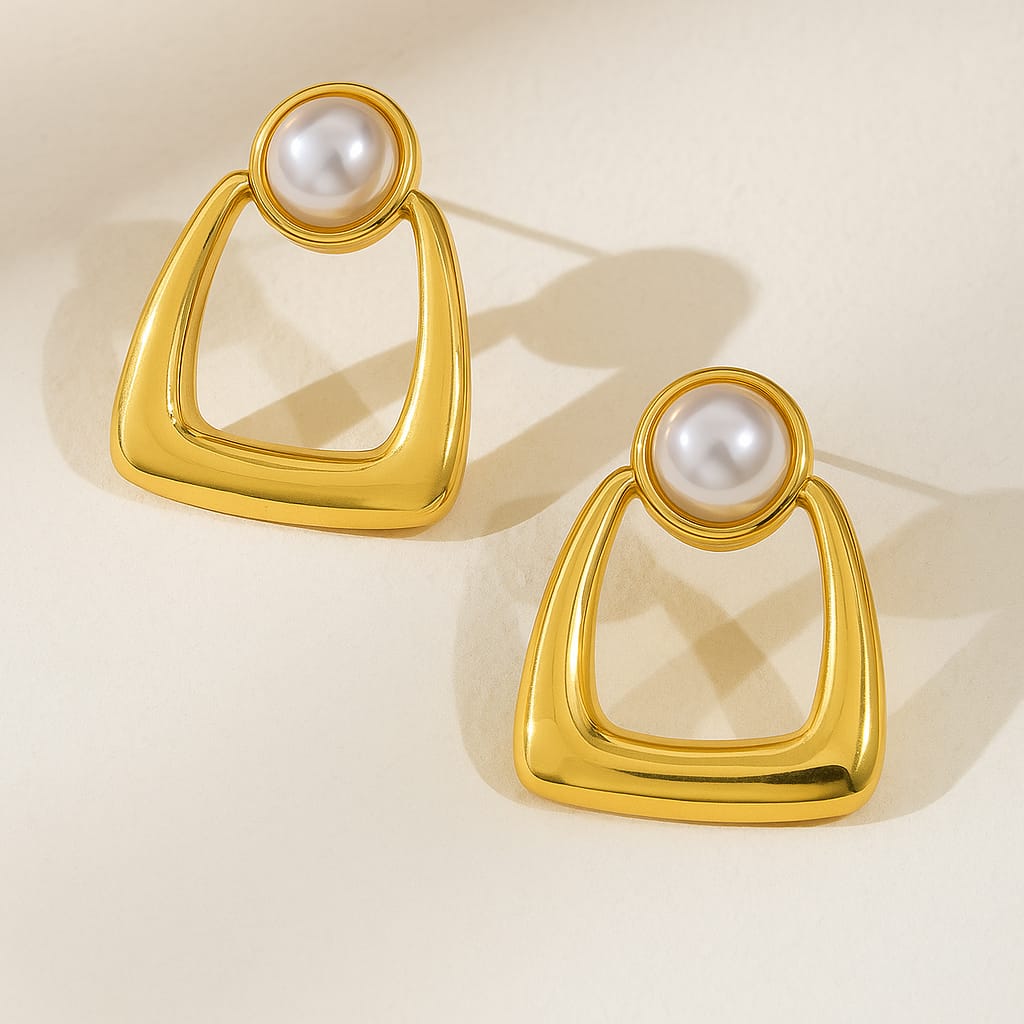 Aurora Pearl Earrings