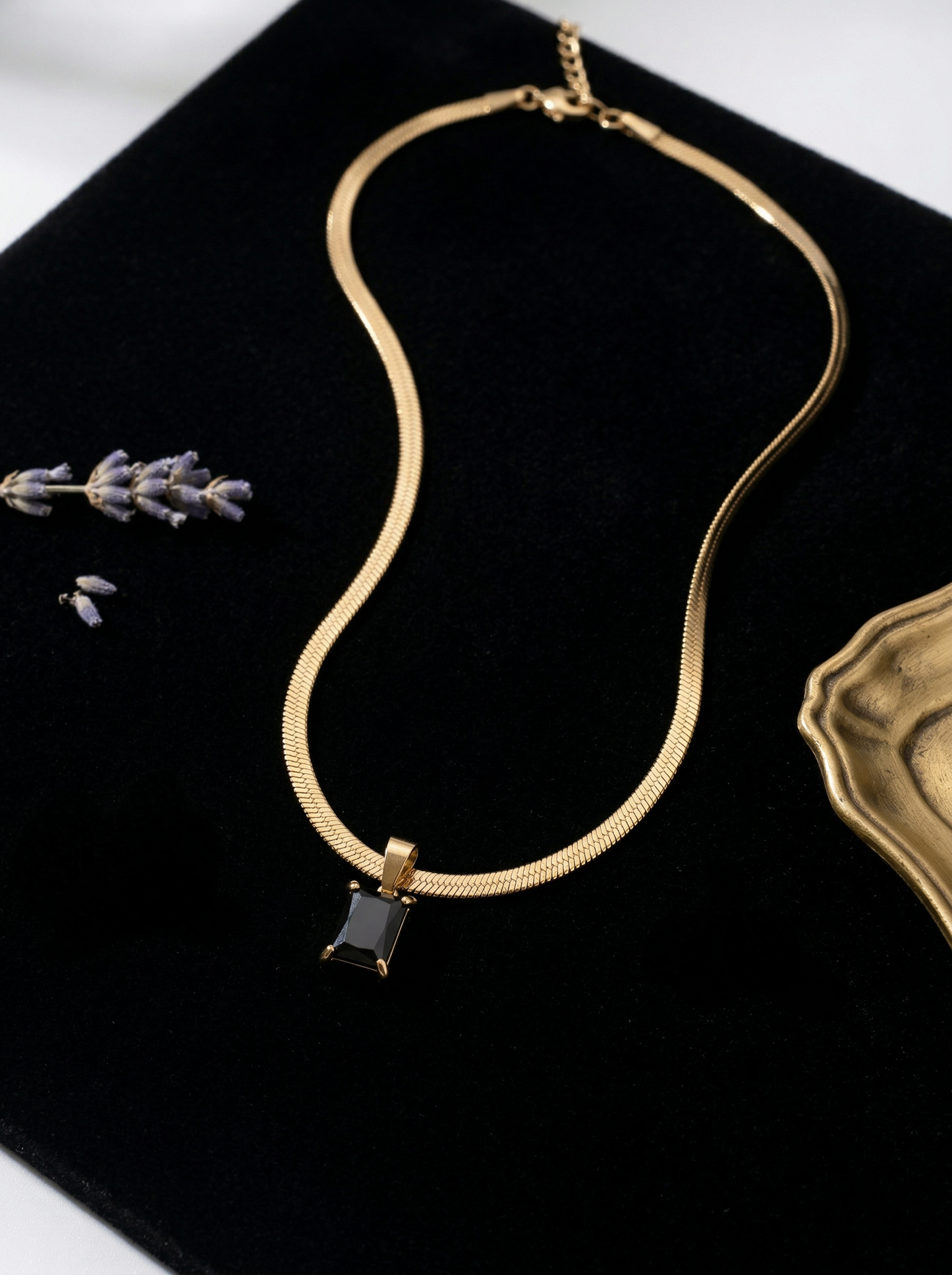 Royal Blue Sapphire Pendant Chain