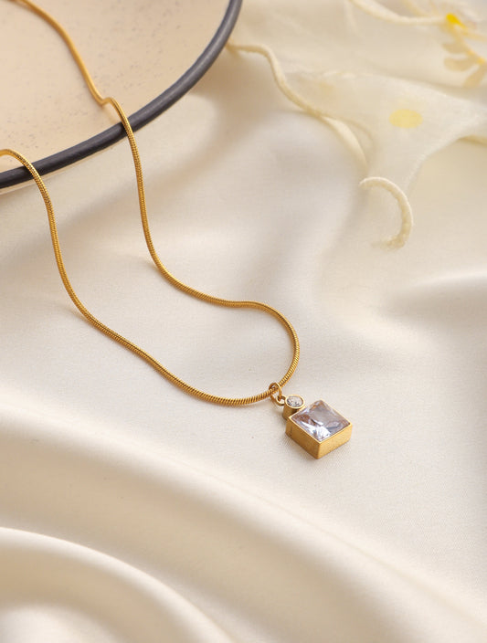 Emerald Diamond Necklace 2.0 Gold Plated, Waterproof and Anti-Tarnish