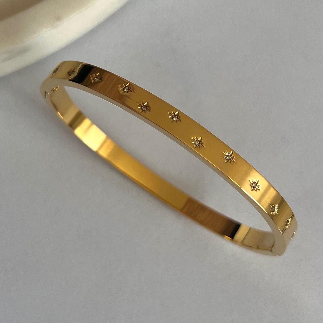 Sparkling Star Bracelet Kada 18K Gold Plated, Waterproof and Anti-Tarnish 6cm diameter