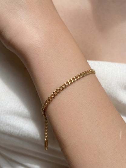 Golden Linkline Bracelet