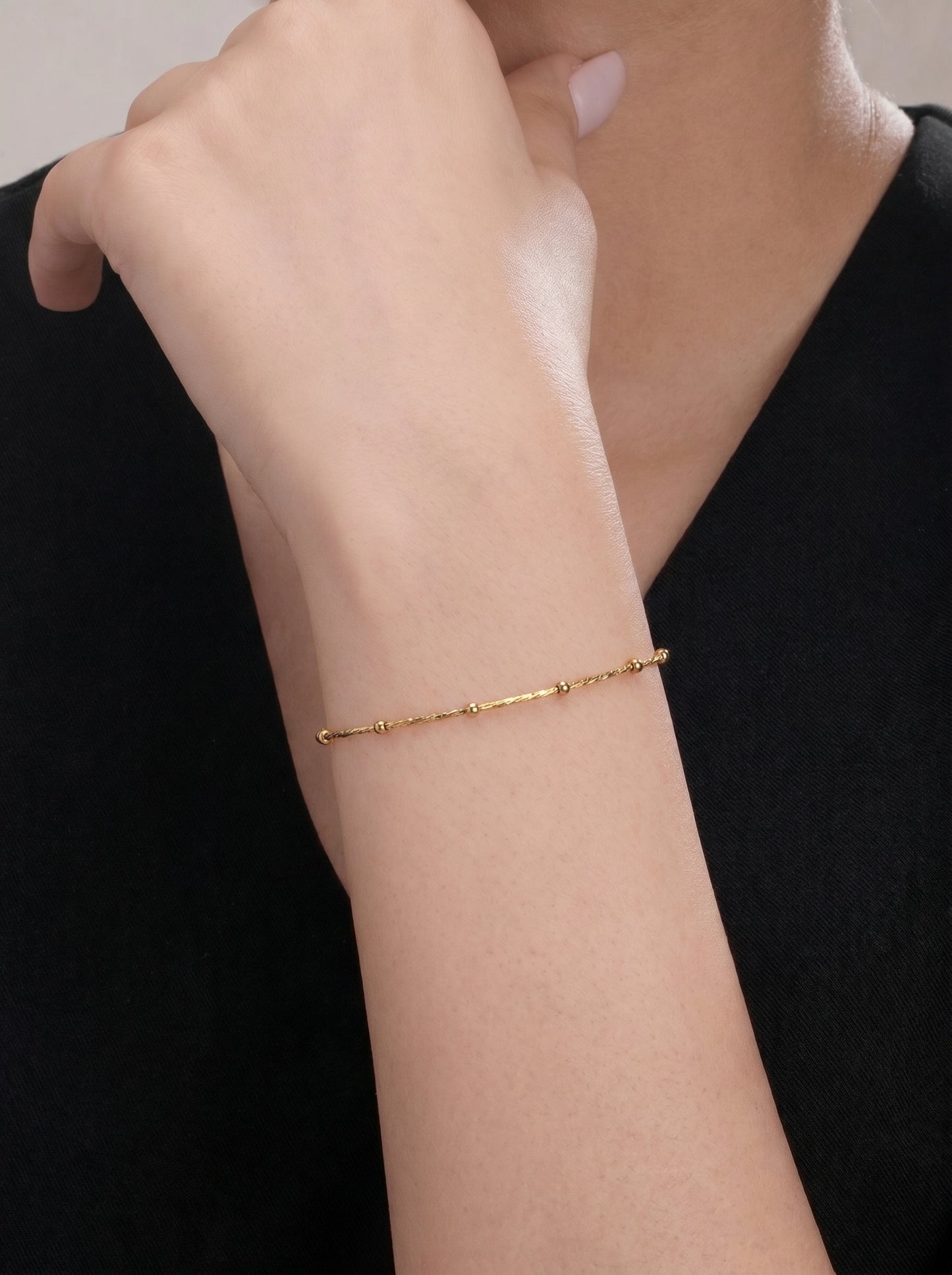 Golden Dotline Bracelet