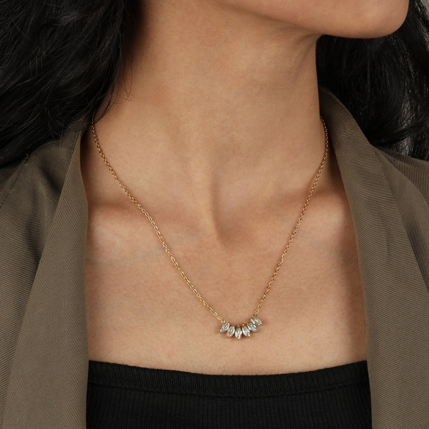 Clear Aurelia Necklace