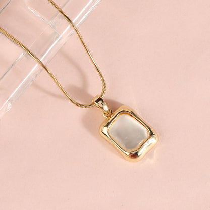 Molten Pearl Frame Pendant Necklace