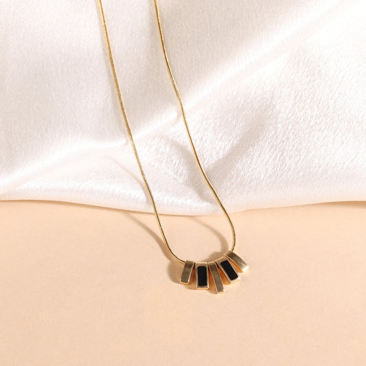 Amara Dainty Necklace