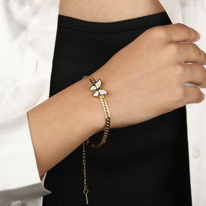 Flutter Pearl Gold Bracelet