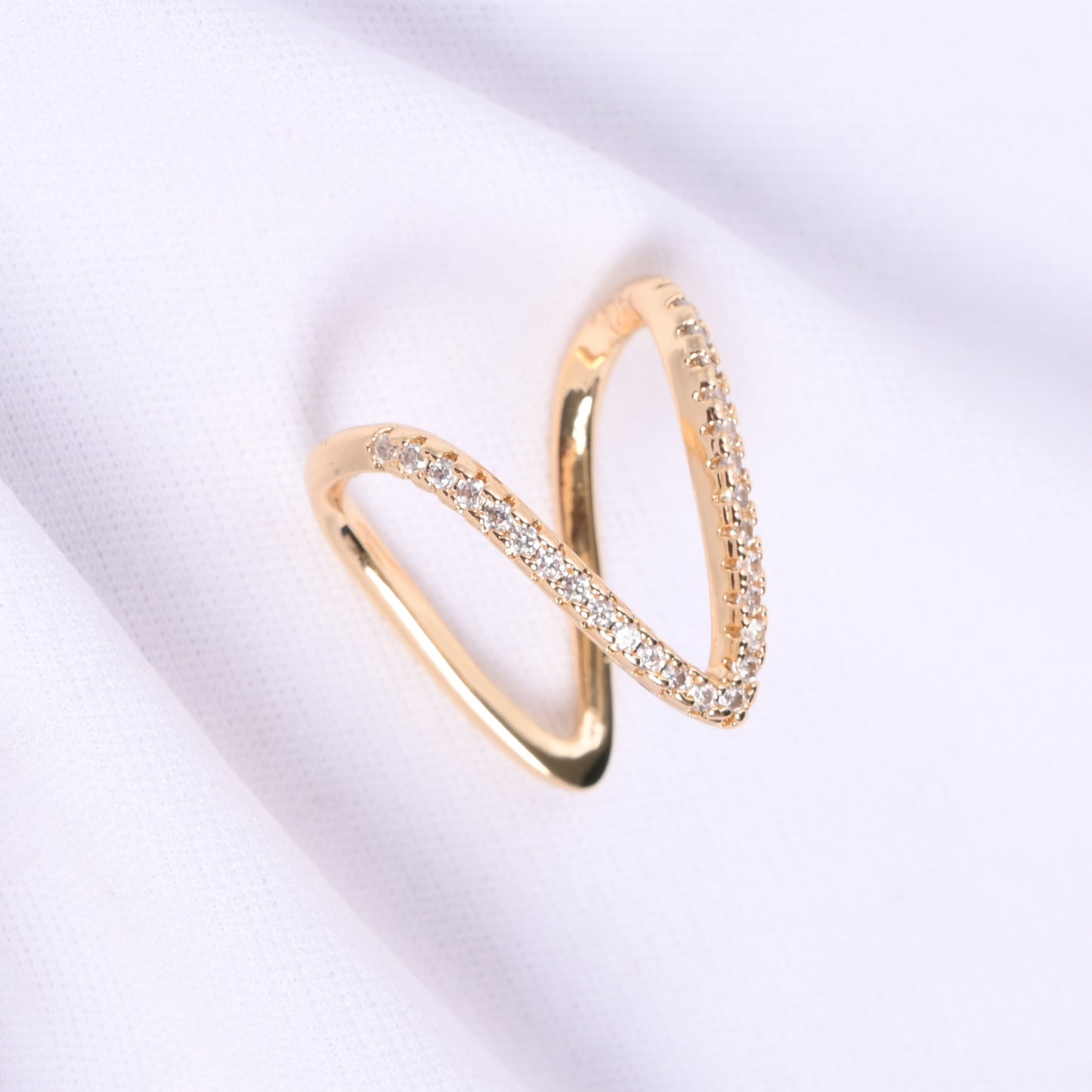 Classic V Diamond Studded Adjustable Ring Gold Plated AR49