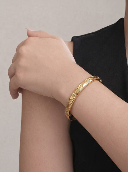 Golden Blossom Handcrafted Kada Bracelet