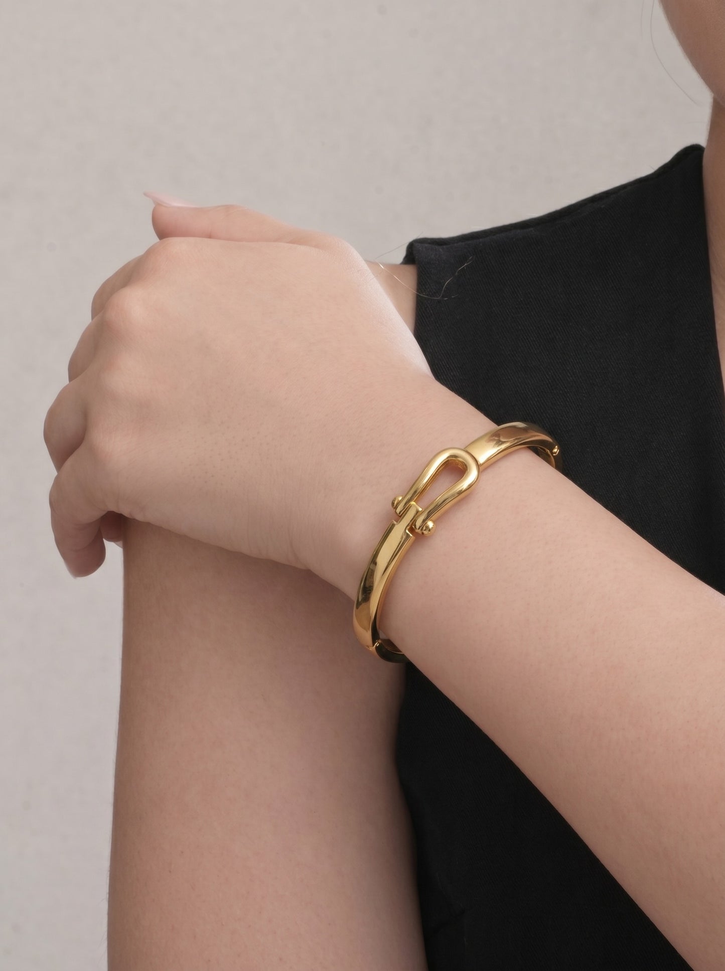 Golden Horseshoe Kada Bracelet