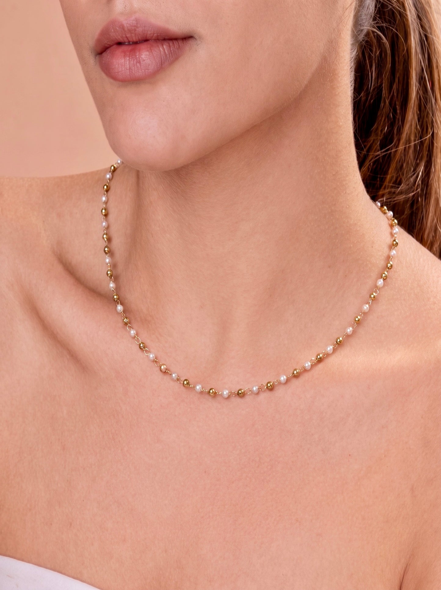 Golden Pearl Dainty Necklace