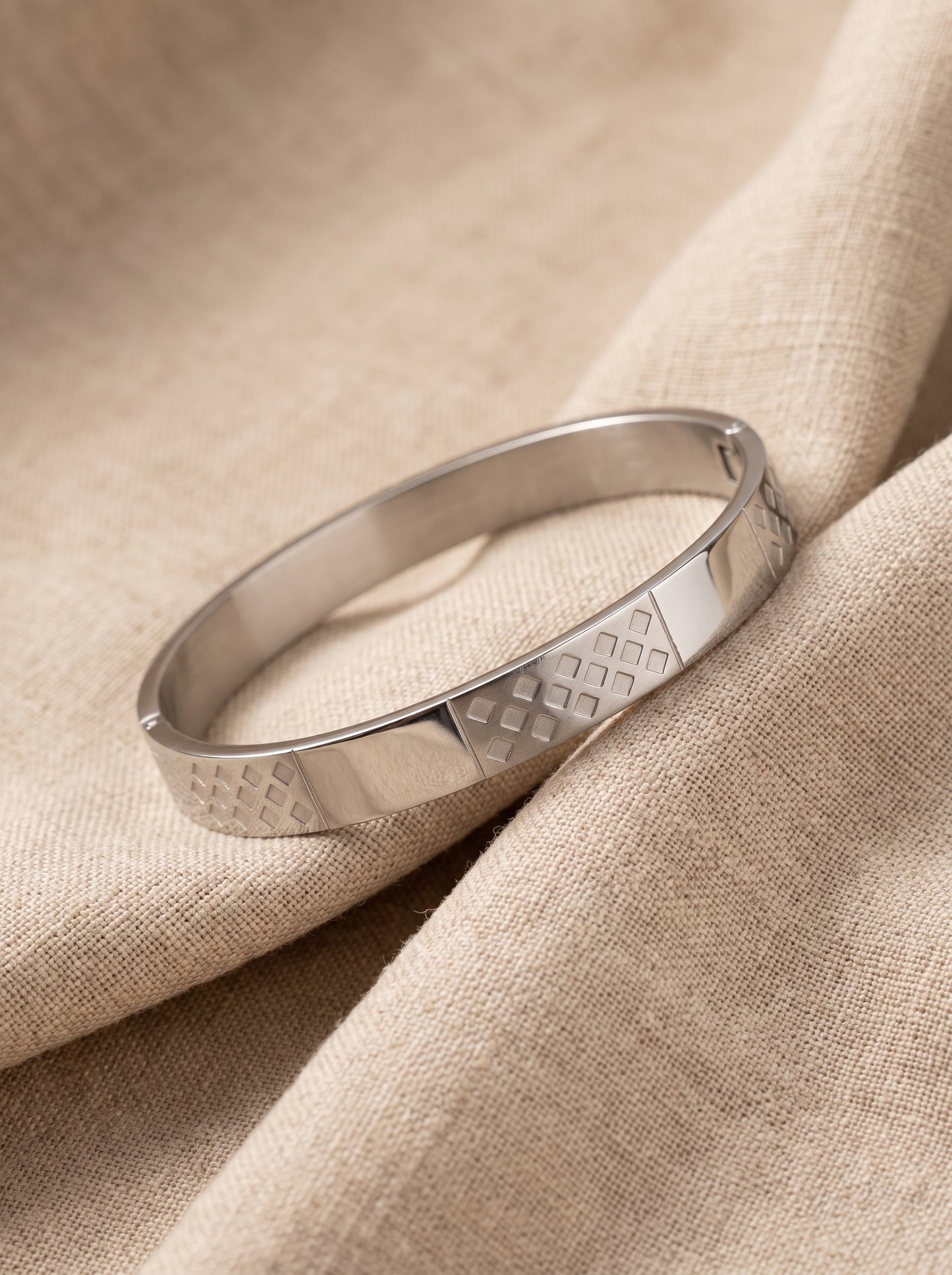Silver Diamond Grid Men’s Kada