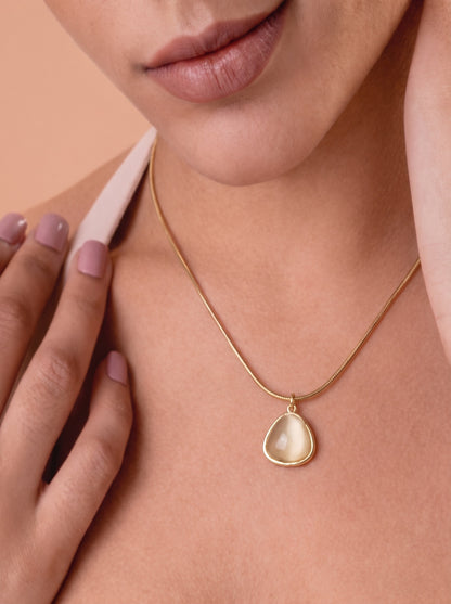 Ivory Aura Necklace
