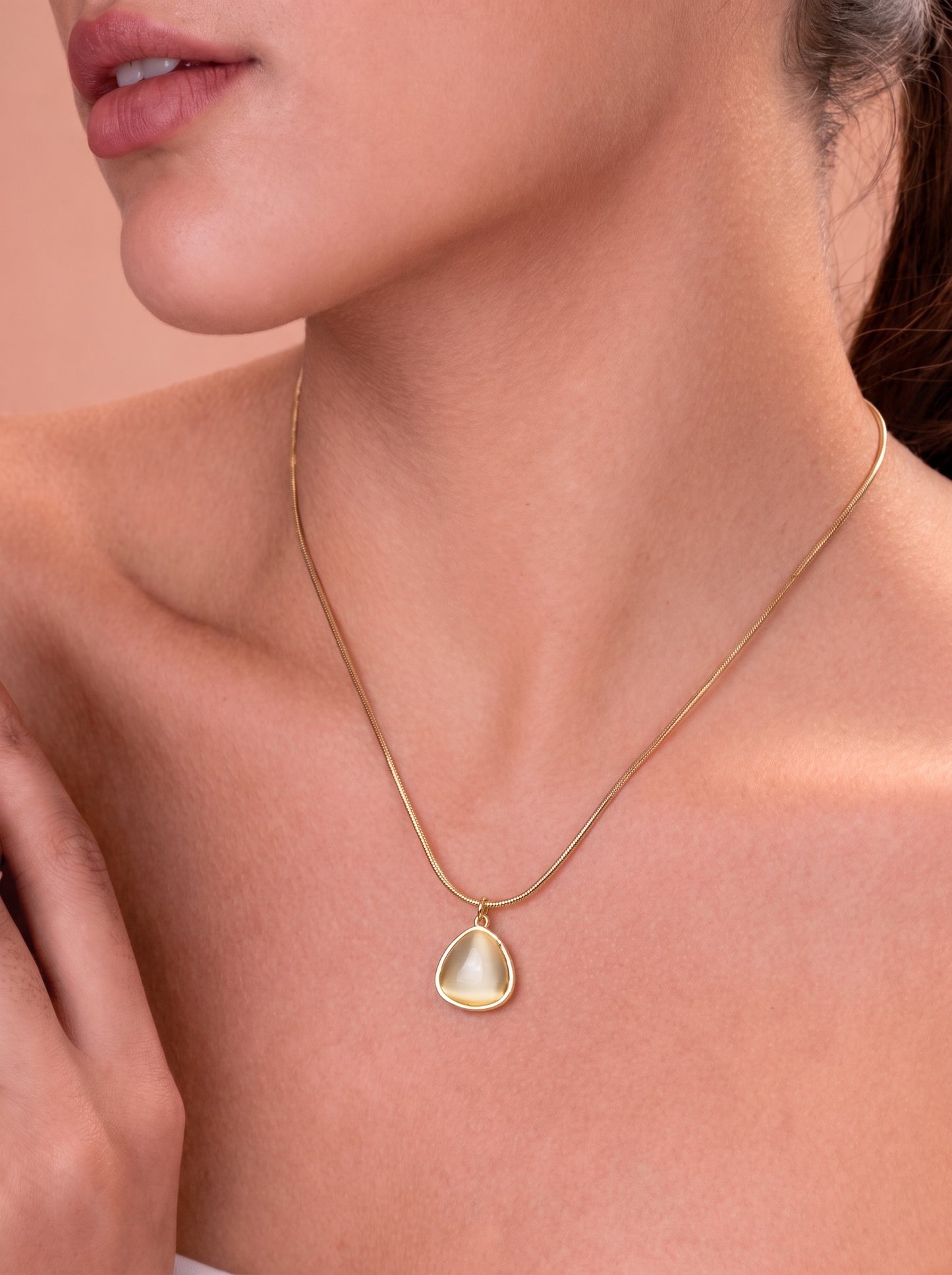 Ivory Aura Necklace