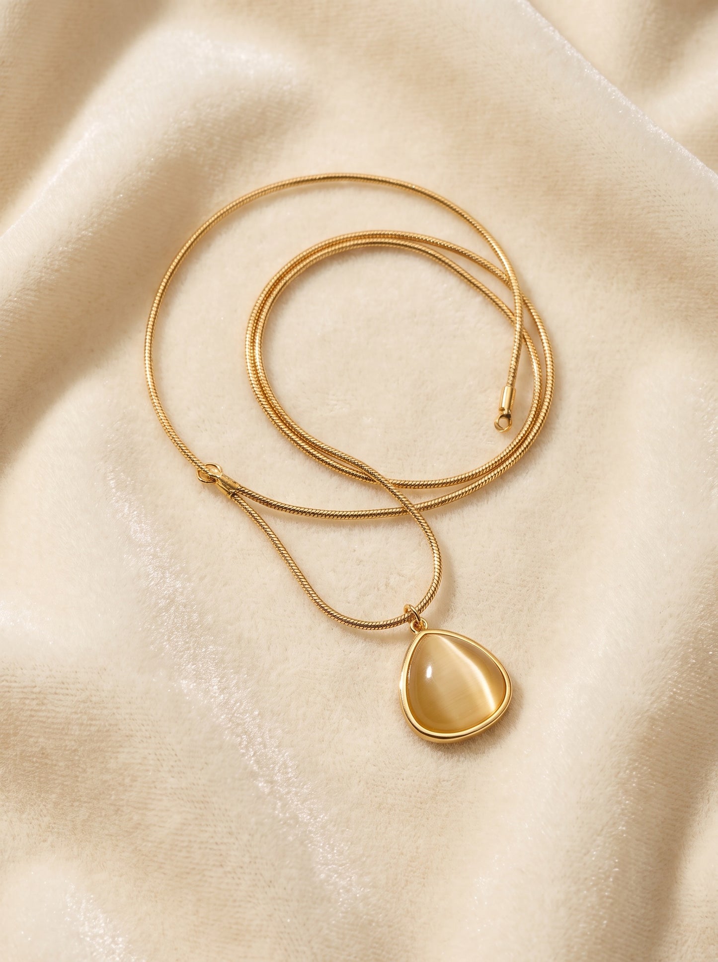 Ivory Aura Necklace