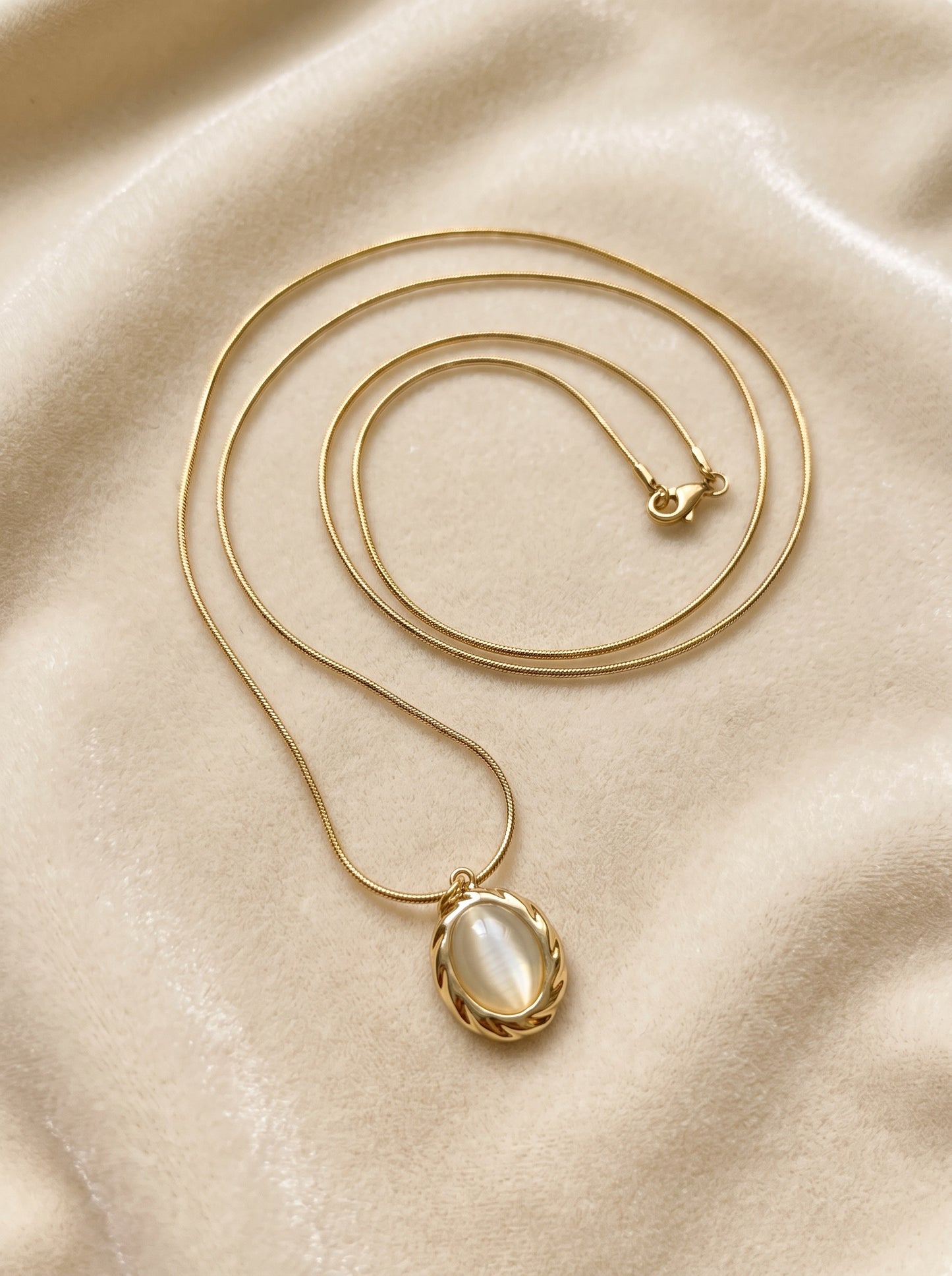 Pearl Halo Necklace
