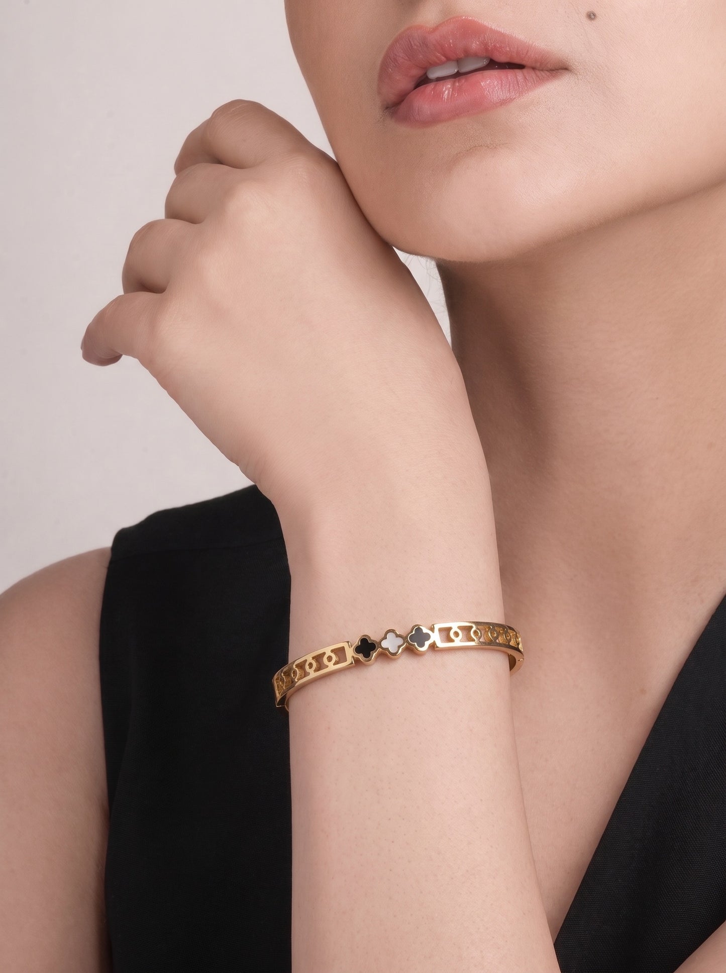Golden Trio Clover Bracelet Kada