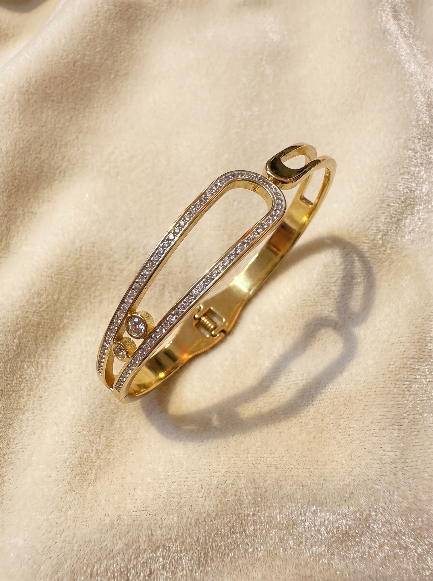 Golden Infinity Spark Bracelet Kada