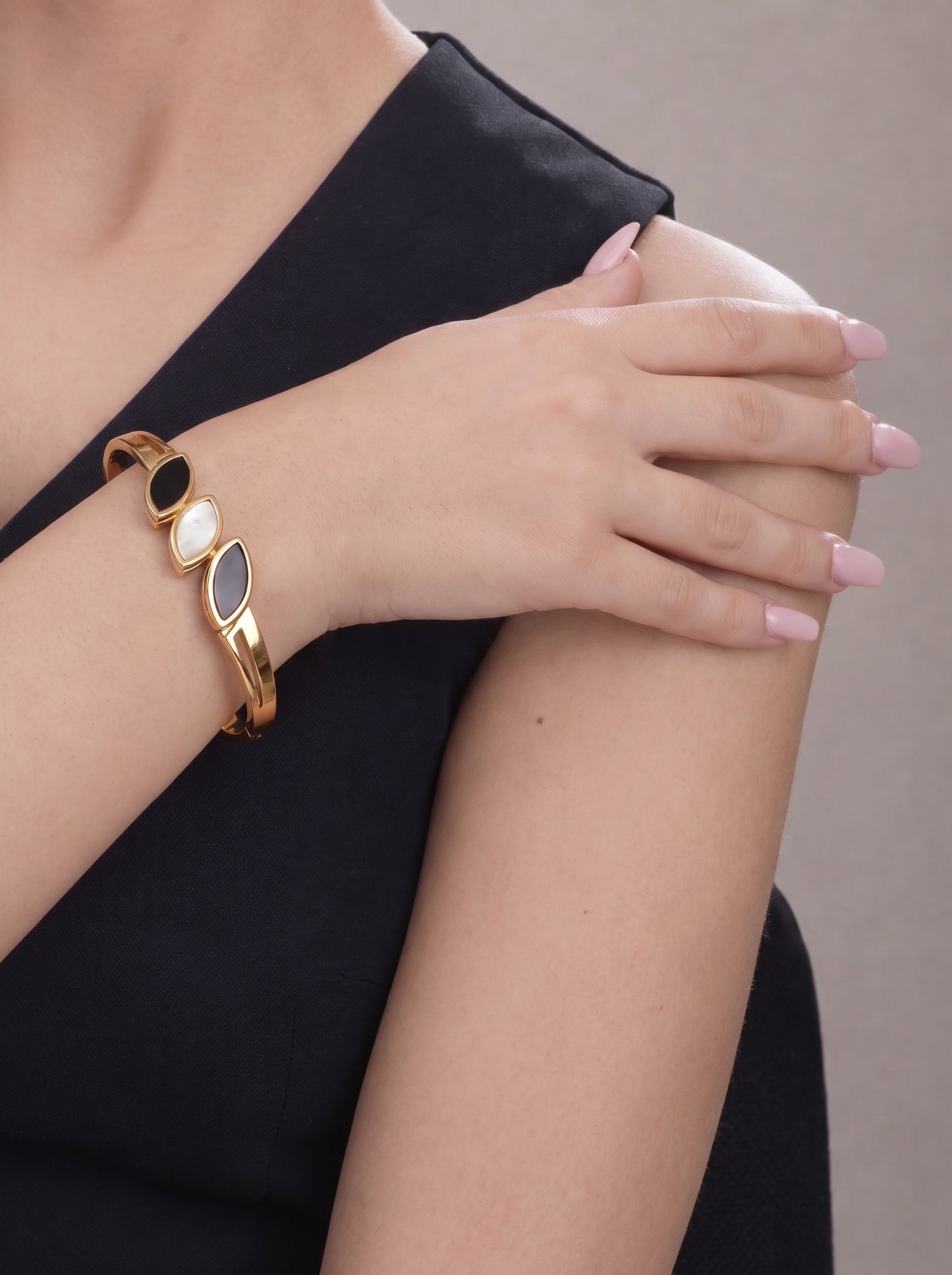 Golden Trio Leaf Bracelet Kada