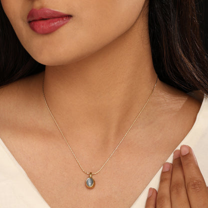 Grey Cat-Eye Teardrop Pendant Necklace