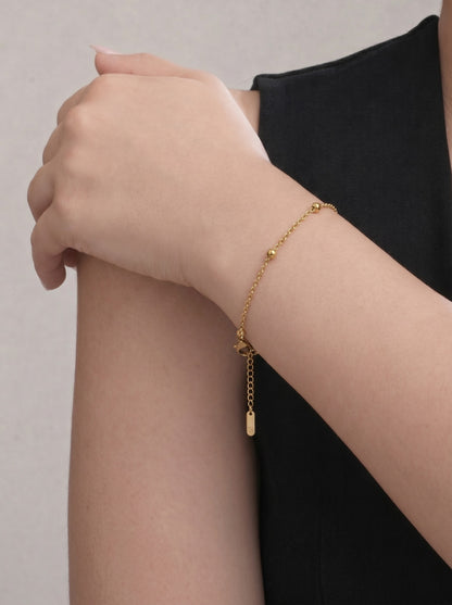 Golden Sleekbar Bead Bracelet