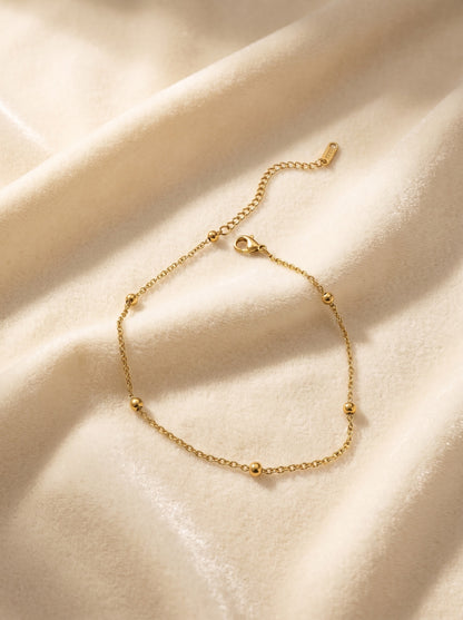 Golden Sleekbar Bead Bracelet