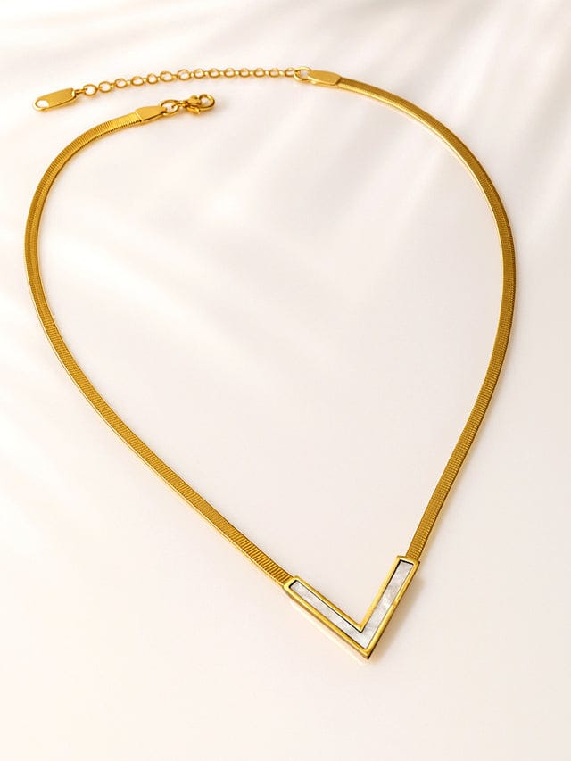 White Gold V Bar Pendant Necklace