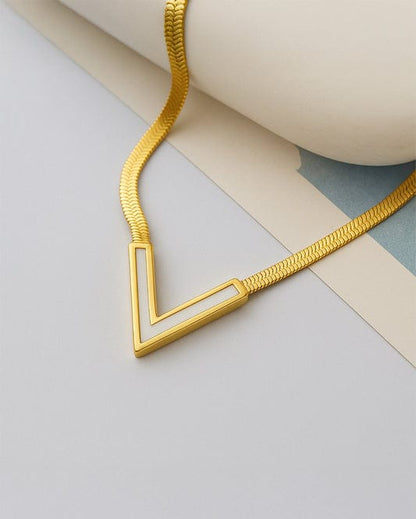 White Gold V Bar Pendant Necklace