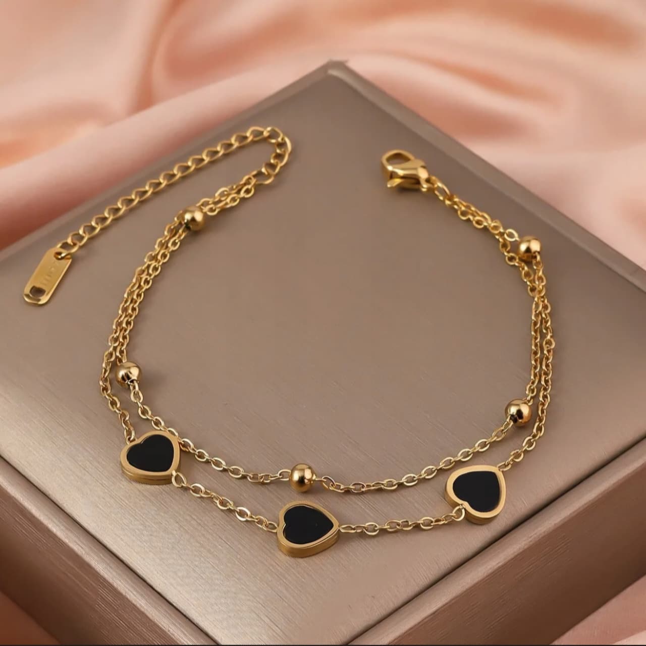 Black Heart Charm Chain Bracelet