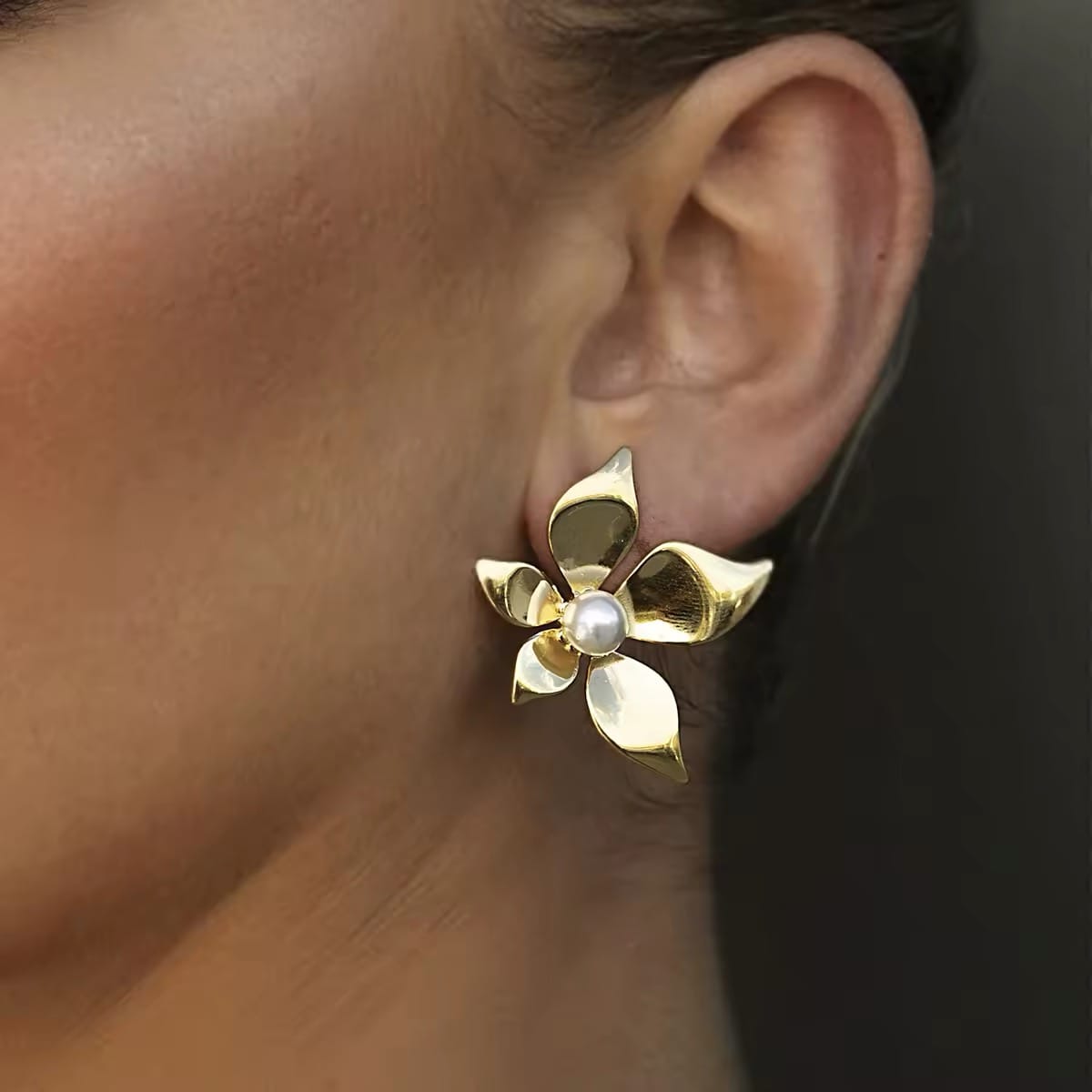 Golden Bloom Pearl Flower Stud Earrings