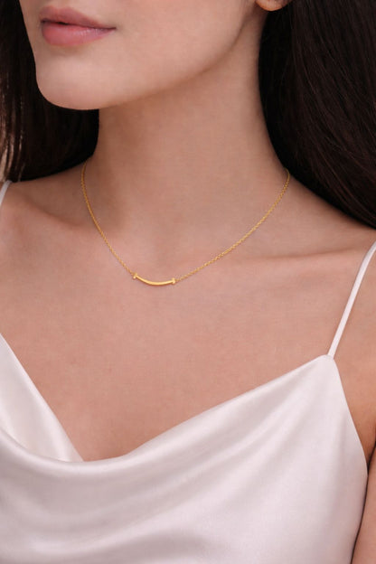 Minimalist Curved Bar Gold-Plated Necklace for Women