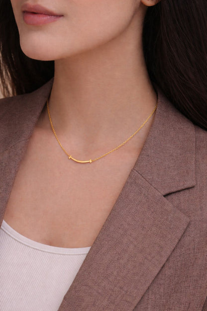 Minimalist Curved Bar Gold-Plated Necklace for Women