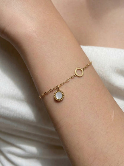 Golden Pearl Circle Charm Bracelet