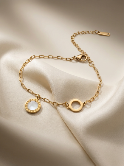 Golden Pearl Circle Charm Bracelet