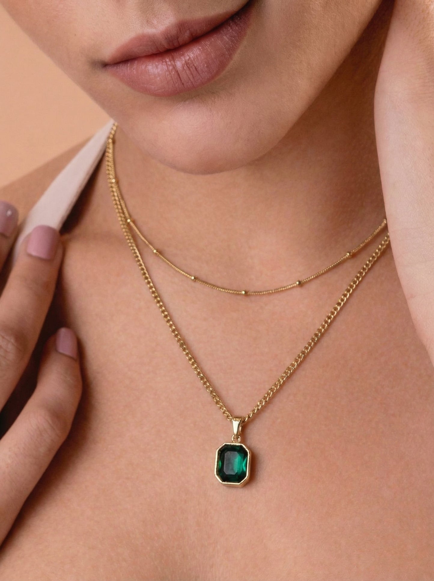 Emerald Radiance Layered Pendant Necklace