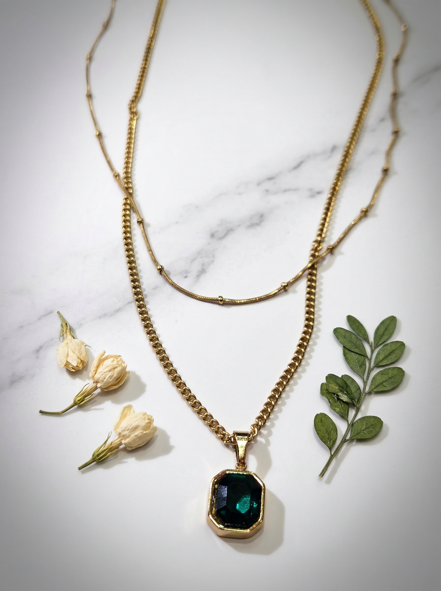 Emerald Radiance Layered Pendant Necklace