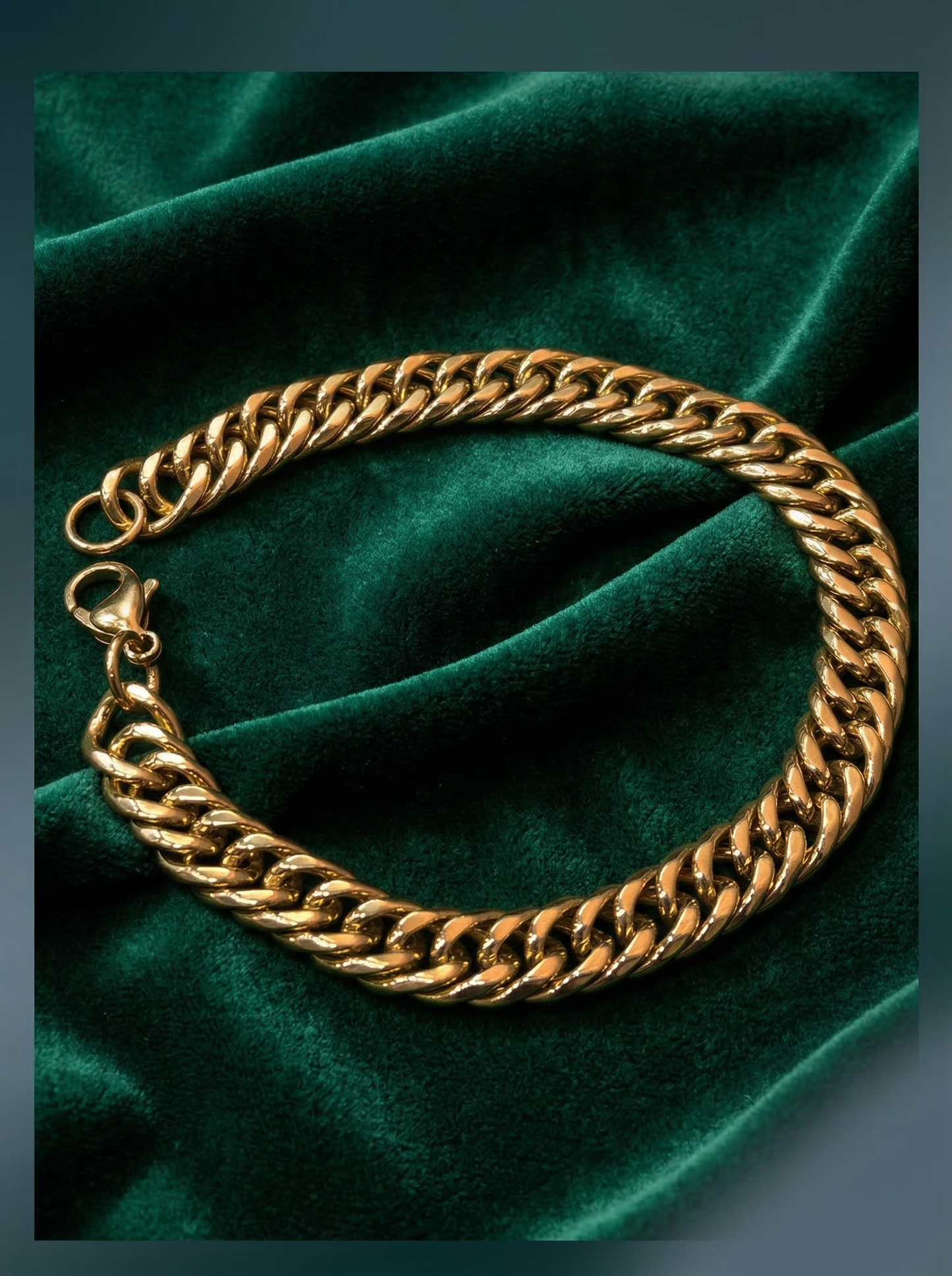 Golden Cuban Link Bracelet - 21 cm