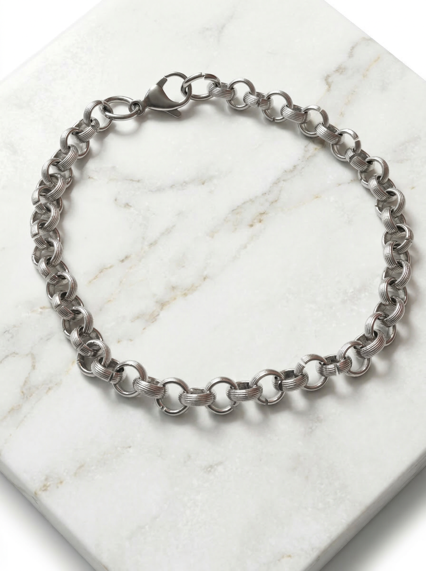Silver Round Link Bracelet - 21 cm
