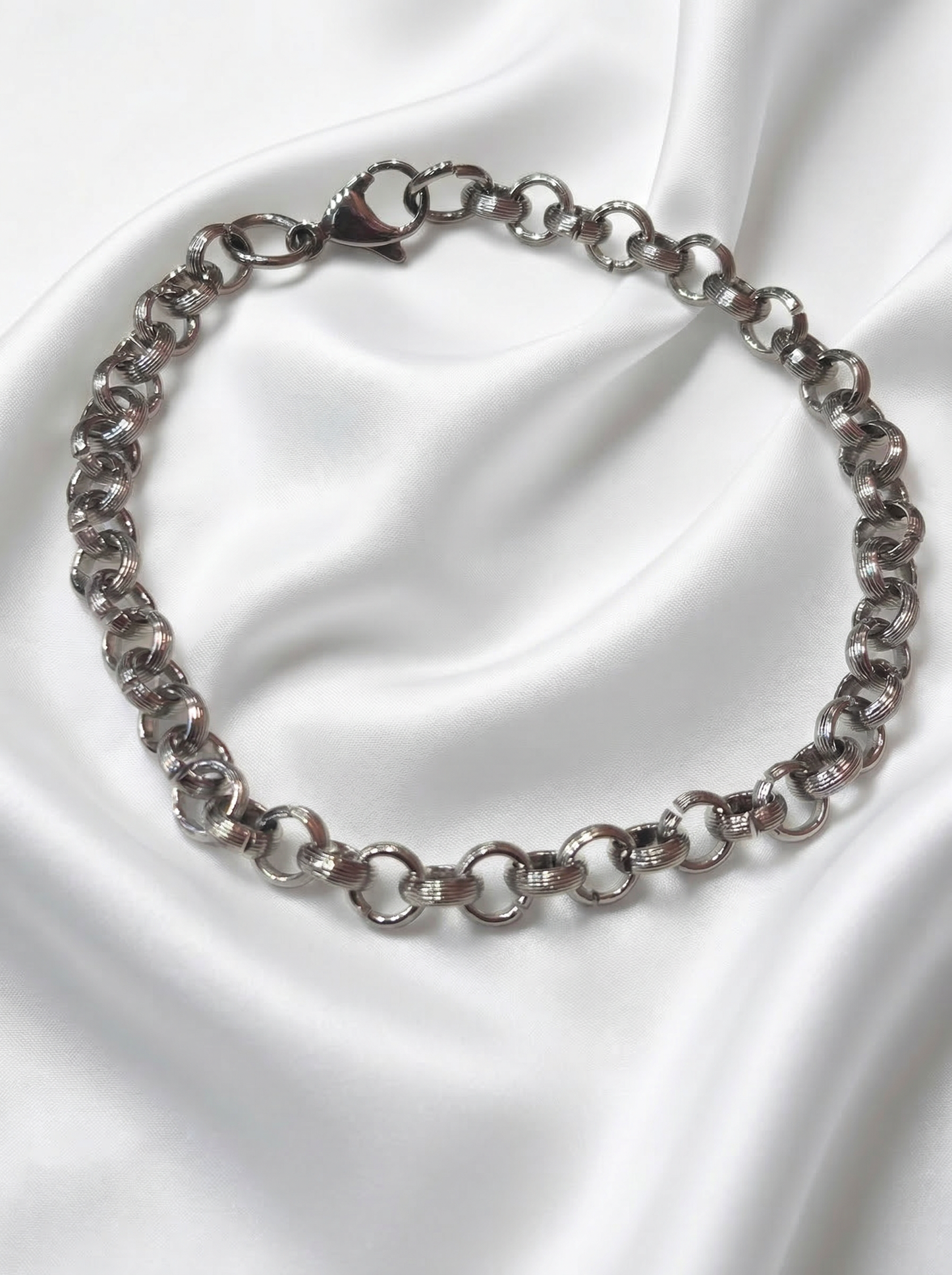 Silver Round Link Bracelet - 21 cm