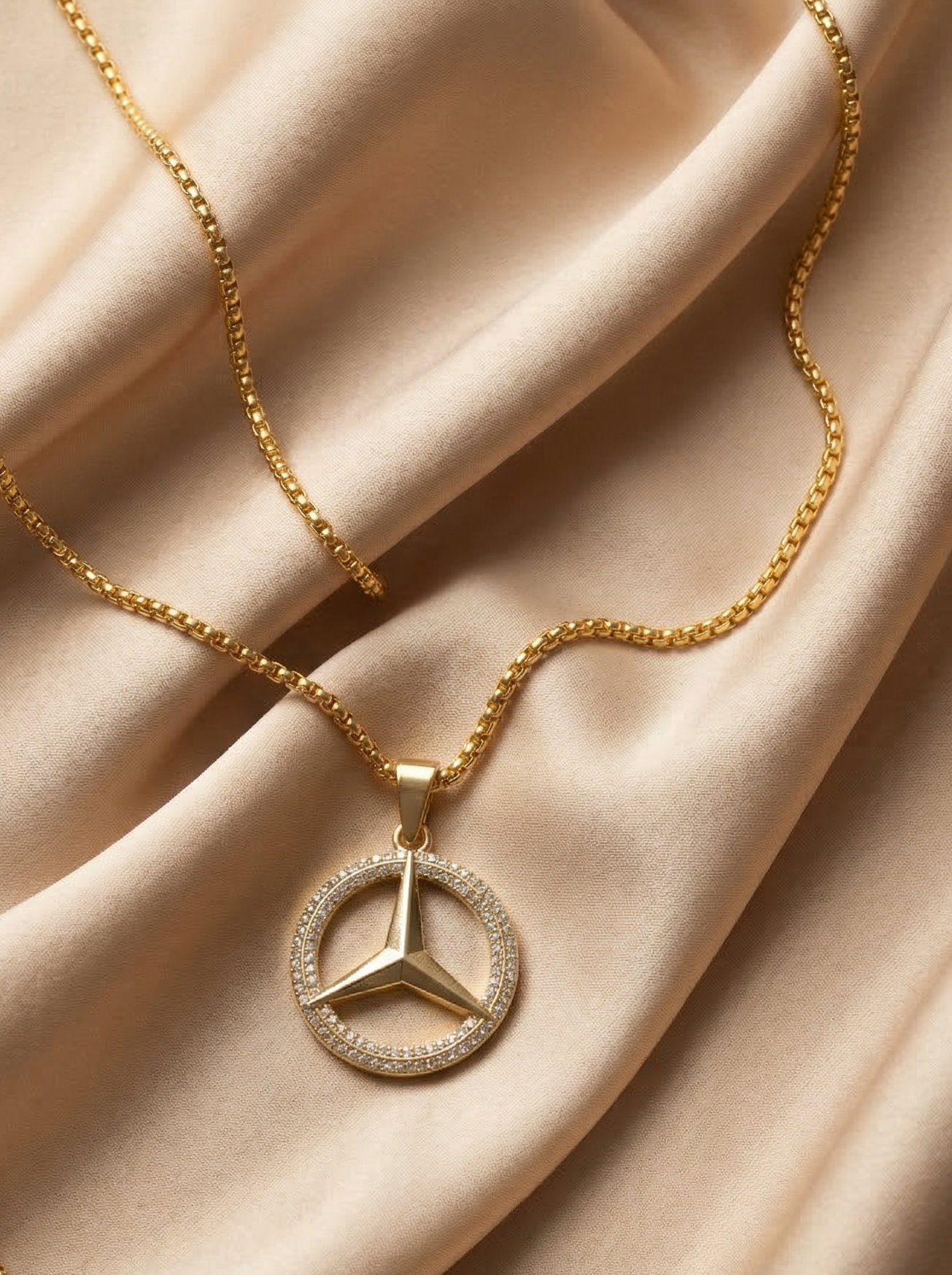 Golden Iced Star Wheel Pendant Chain