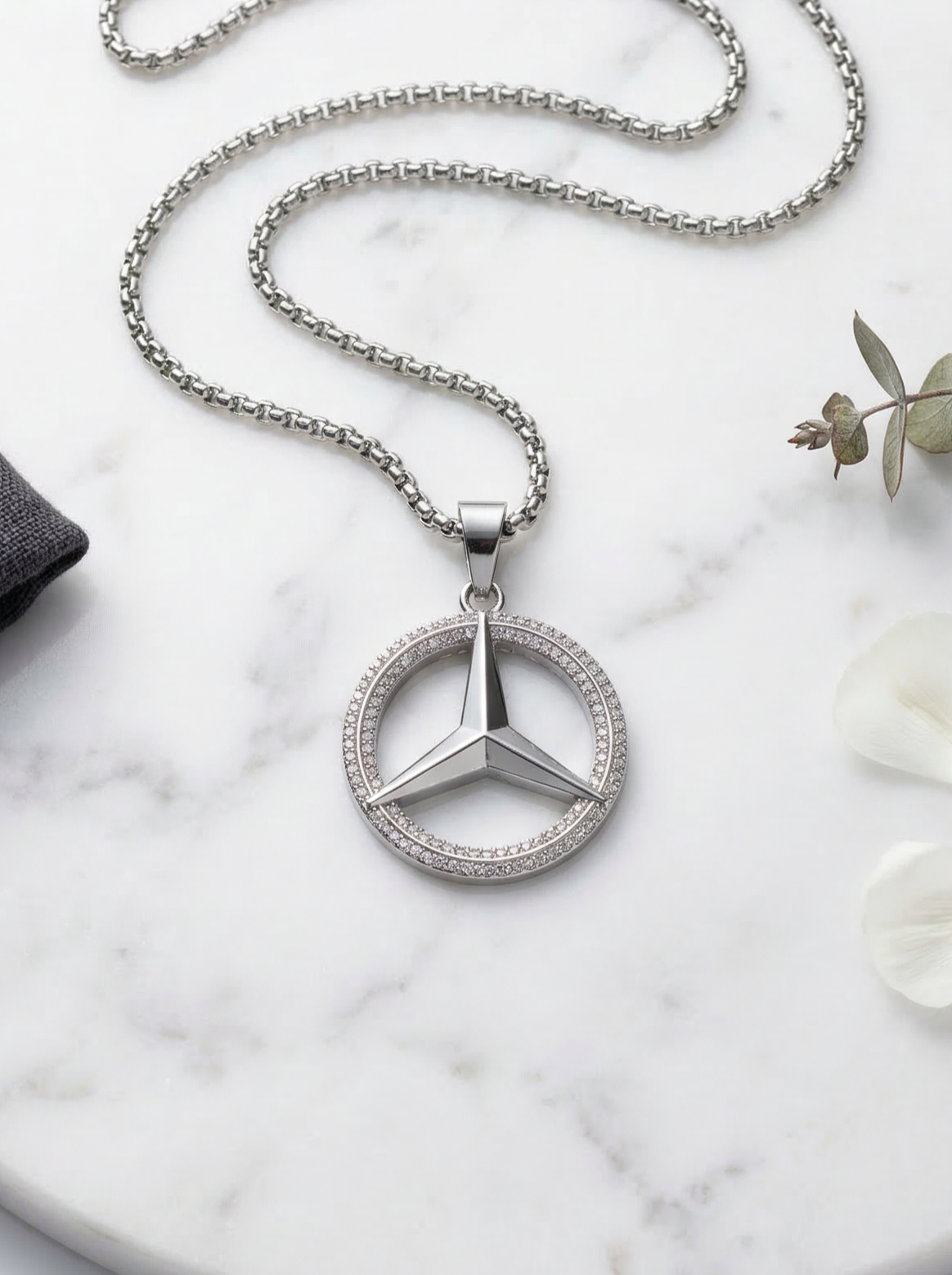 Silver Iced Star Wheel Pendant Chain